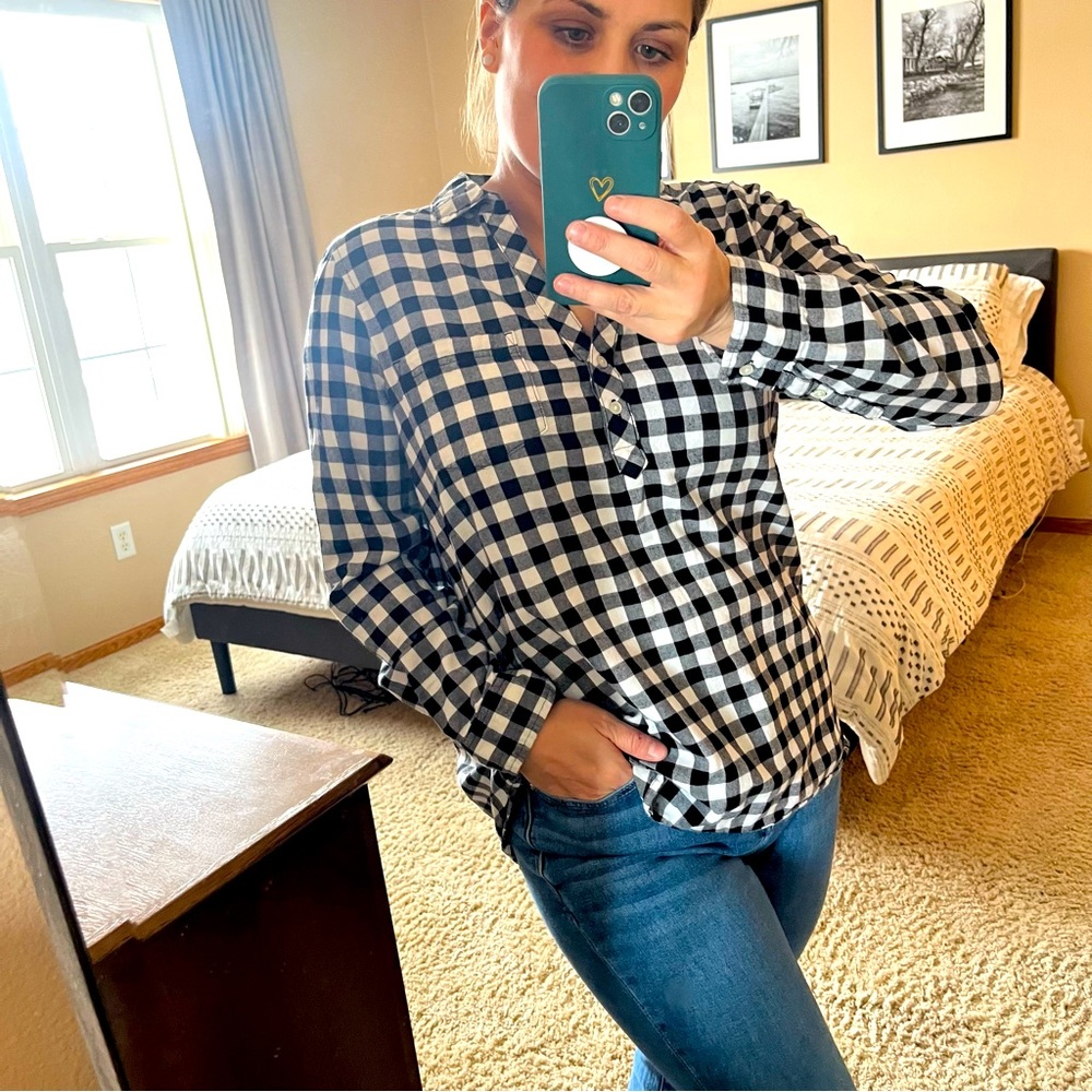 ✨MOVING SALE✨ Lowest Price! J. CREW Black White Buffalo Check 100% Cotton Top M - Picture 9 of 9
